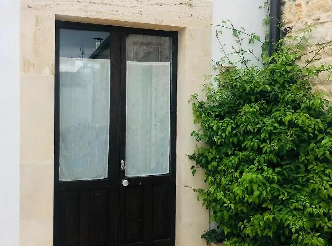 Valle Di Chiaramonte 3*