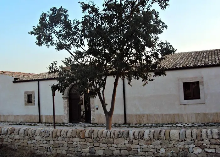 Valle Di Chiaramonte فندق مبيت وإفطار