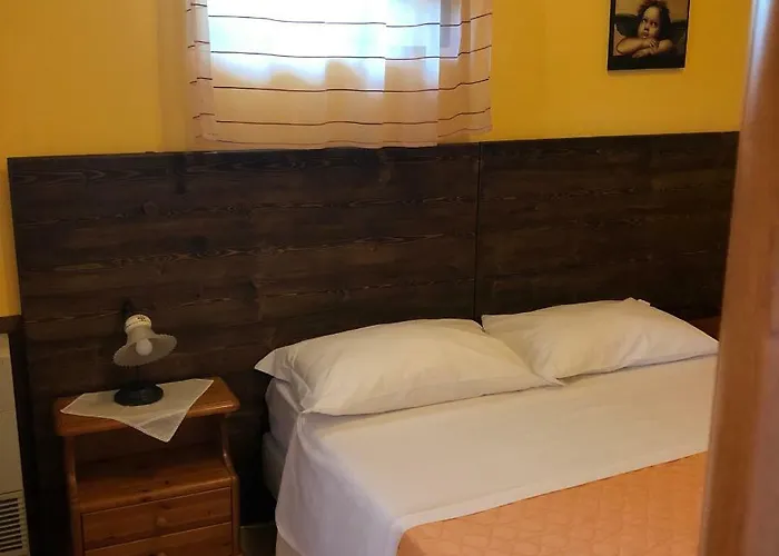 Valle Di Chiaramonte كيارامونتي غولفي